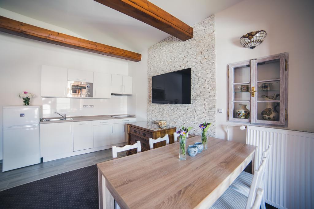 Apartmany U Papousku 인드르지후프흐라데츠 외부 사진